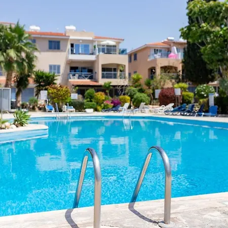 Nadezda Paphos