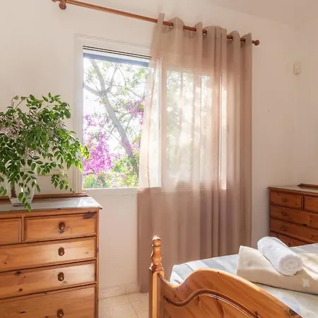 Nadezda Villa Paphos