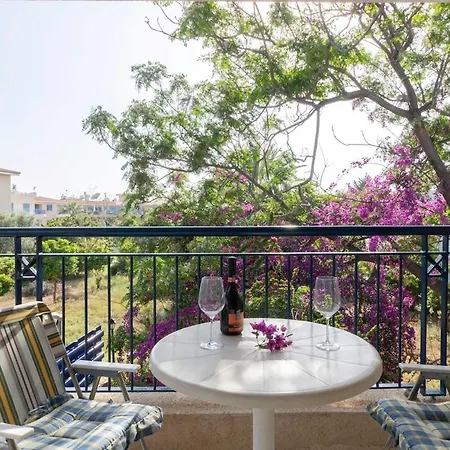 Nadezda * Paphos